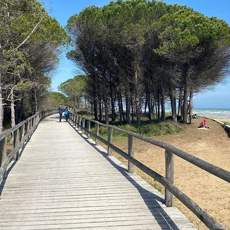 Nice Two-Bedroom Apartment 150M From The Beach Bibione Eksteriør bilde