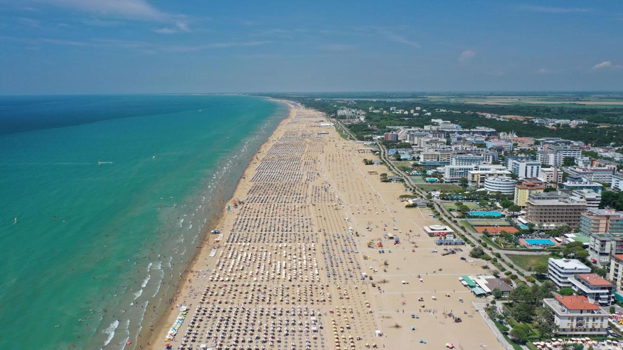 Nice Two-Bedroom Apartment 150M From The Beach Bibione Eksteriør bilde